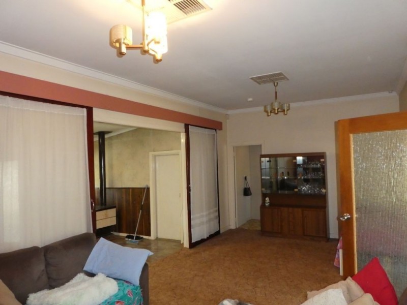 10 Carrington St, South Kalgoorlie WA 6430