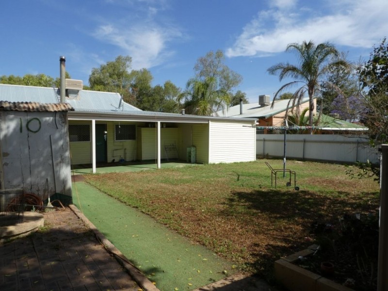 10 Carrington St, South Kalgoorlie WA 6430