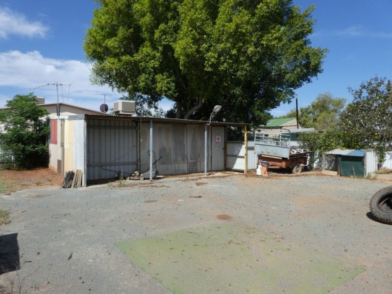 10 Carrington St, South Kalgoorlie WA 6430