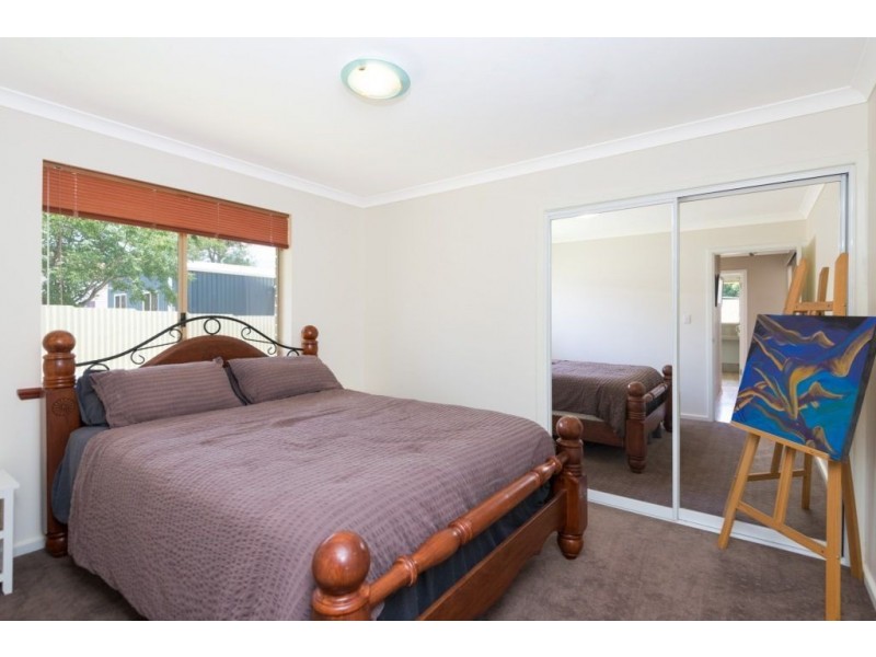 15 Jarvis Place, Hannans WA 6430