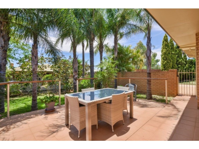 15 Jarvis Place, Hannans WA 6430