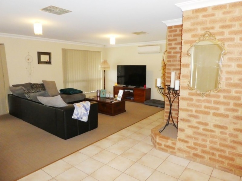 150A Moran Street, Victory Heights WA 6432