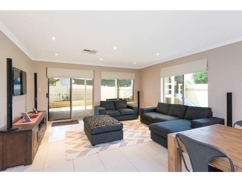 21A Rosenberg Crescent, Kalgoorlie WA 6430