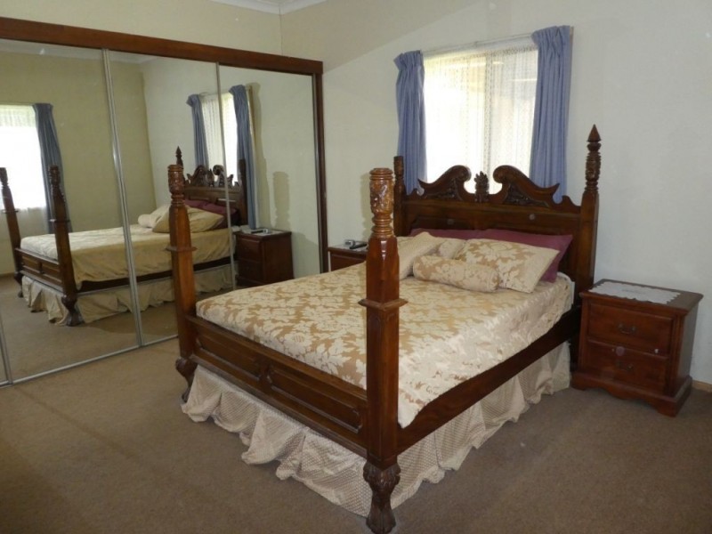 14 Holmes Street, Boulder WA 6432