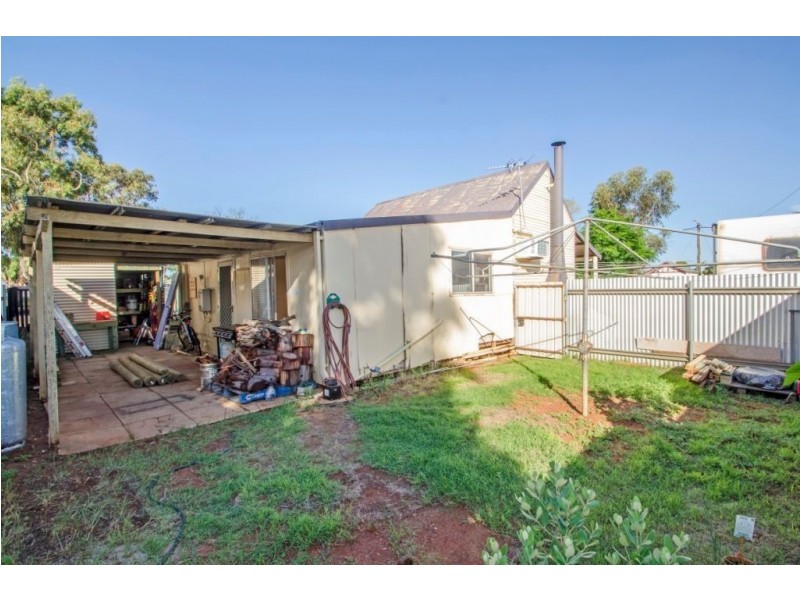 22 Balfour Street, South Kalgoorlie WA 6430
