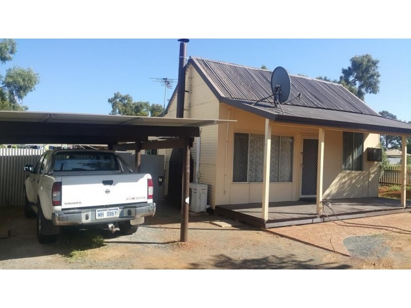 22 Balfour Street, South Kalgoorlie WA 6430
