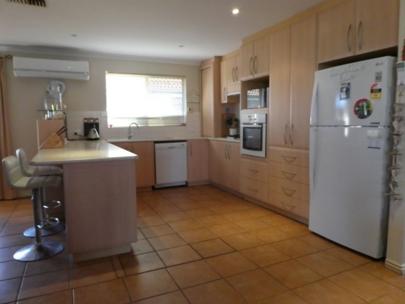 33 Bates Drive, Somerville WA 6430