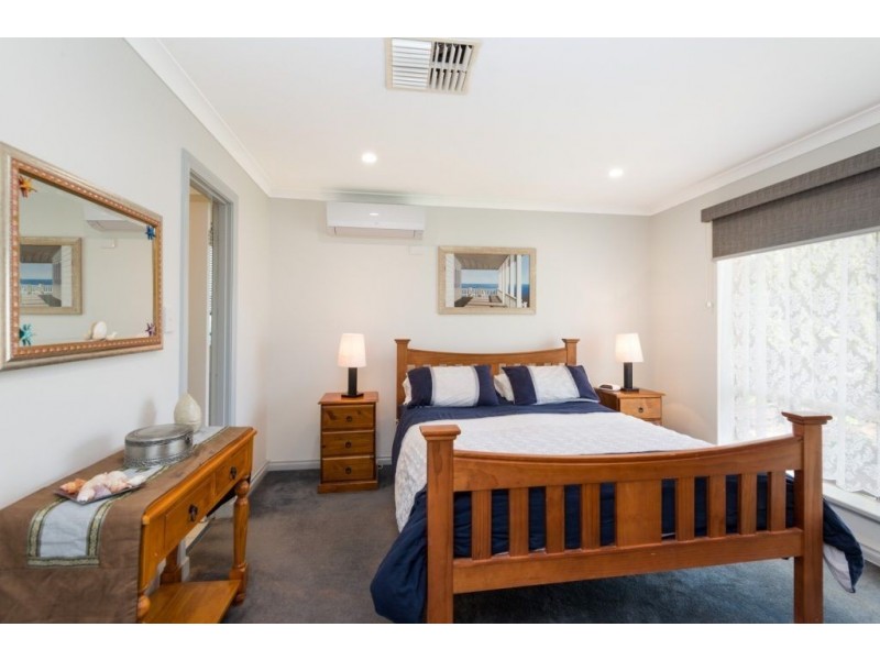 35 Cavalier Crescent, Boulder WA 6432