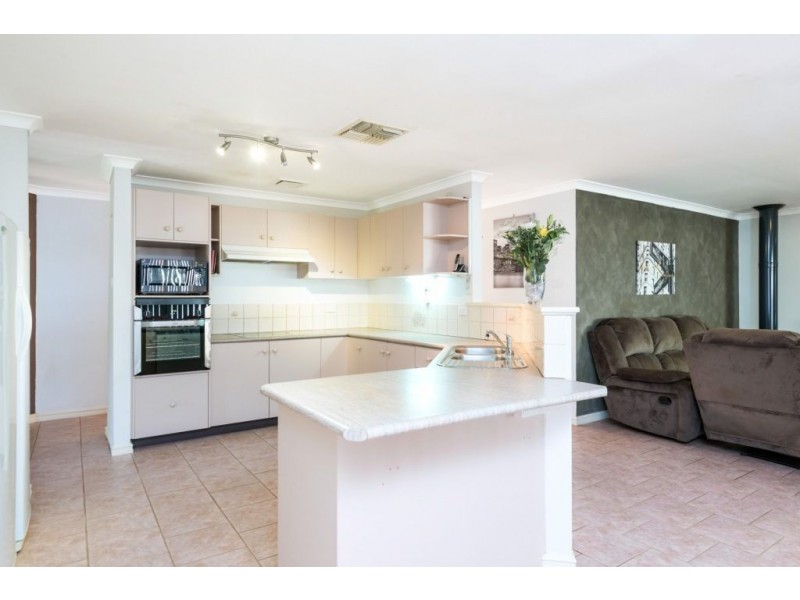 8 Wright Court, Somerville WA 6430