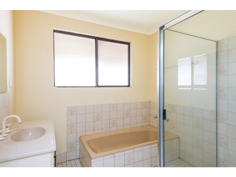 11 Sewell Drive, South Kalgoorlie WA 6430