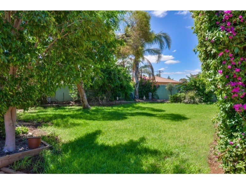 11 Sewell Drive, South Kalgoorlie WA 6430