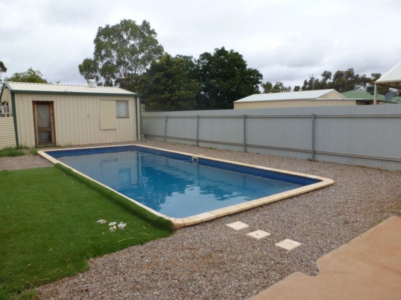 33 Addis Street, Lamington WA 6430