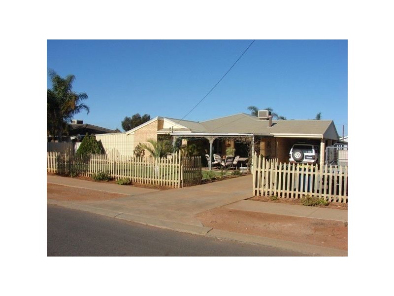20 Starlight Place, South Kalgoorlie WA 6430