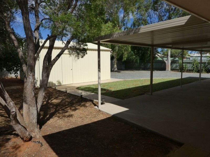 16 Joyce Drive, Boulder WA 6432