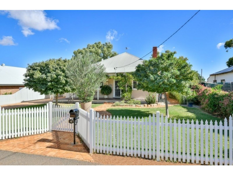 12 Elizabeth Street, Mullingar WA 6430