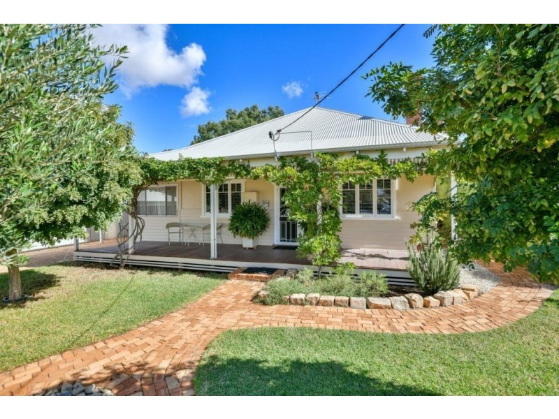 12 Elizabeth Street, Mullingar WA 6430