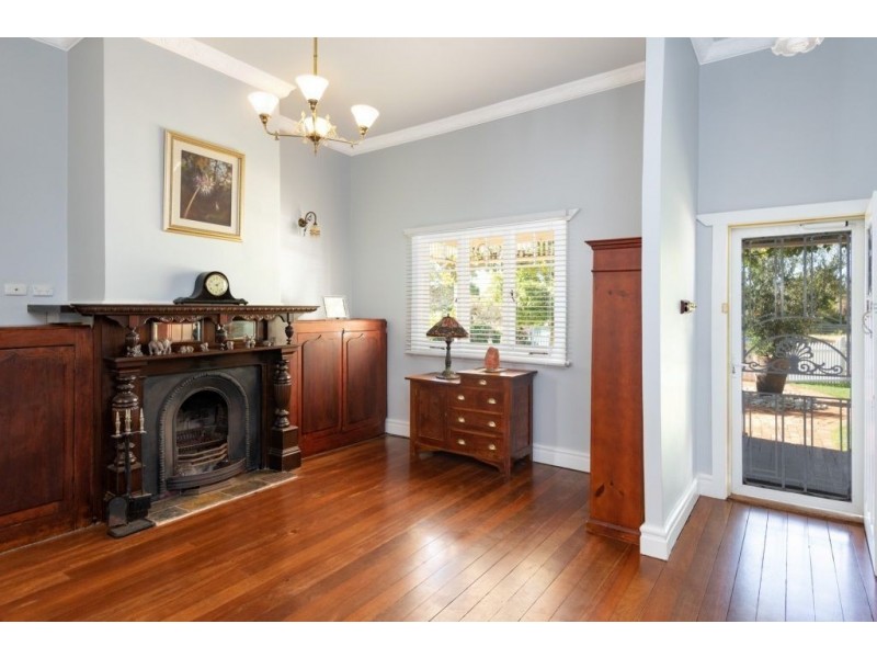 12 Elizabeth Street, Mullingar WA 6430