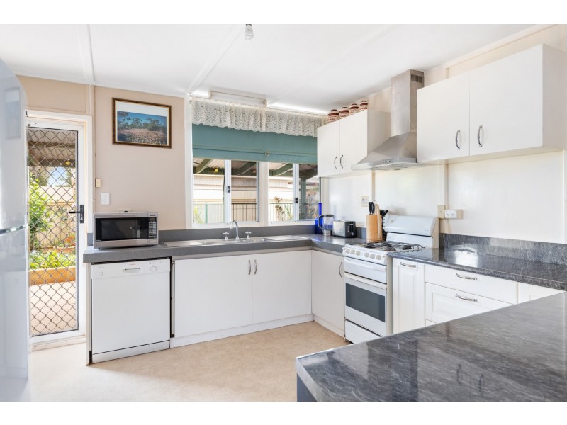 9 Truscott Court, South Kalgoorlie WA 6430
