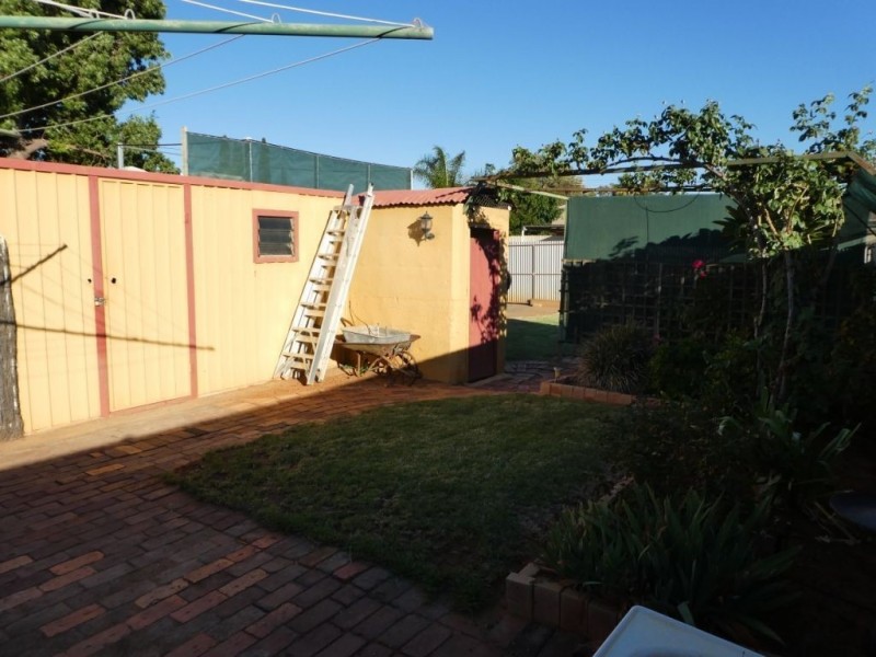 92 Piesse Street, Boulder WA 6432