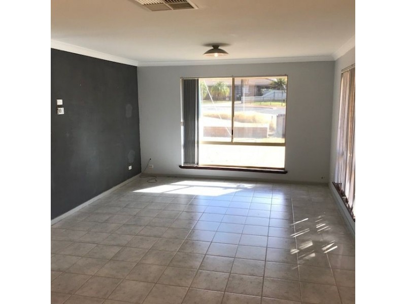 10 Compton Court, Hannans WA 6430