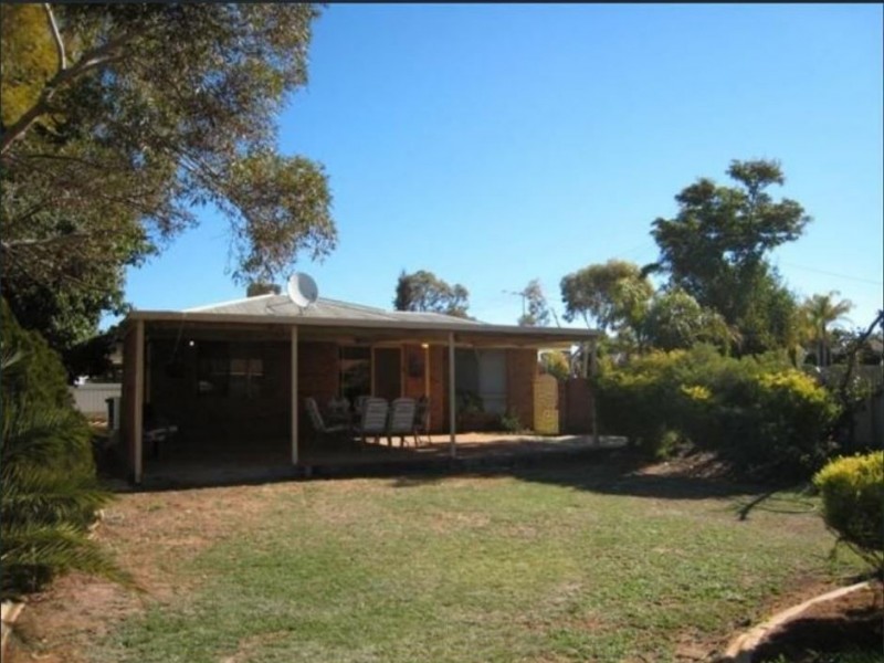 10 Compton Court, Hannans WA 6430