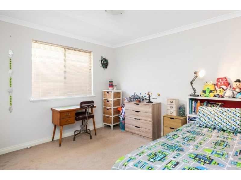 133A Campbell Street, West Lamington WA 6430