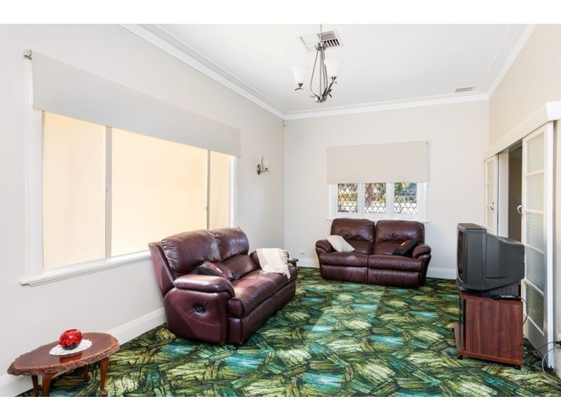 86 Ward Street, Lamington WA 6430