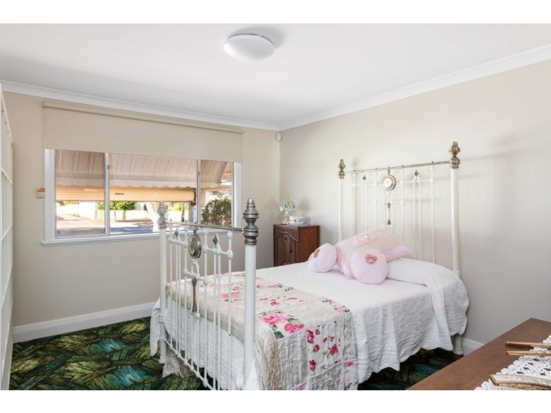 86 Ward Street, Lamington WA 6430