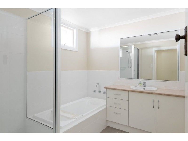 86 Ward Street, Lamington WA 6430