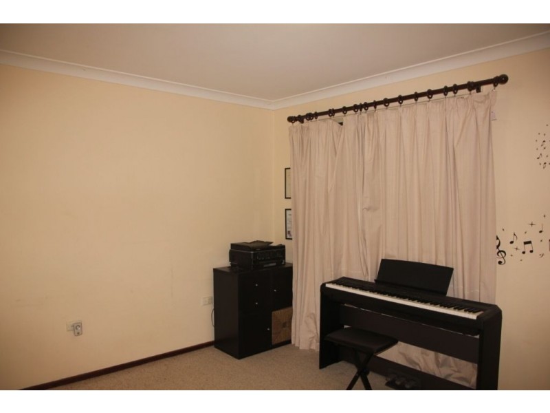 10 Flanagan Parade, Hannans WA 6430