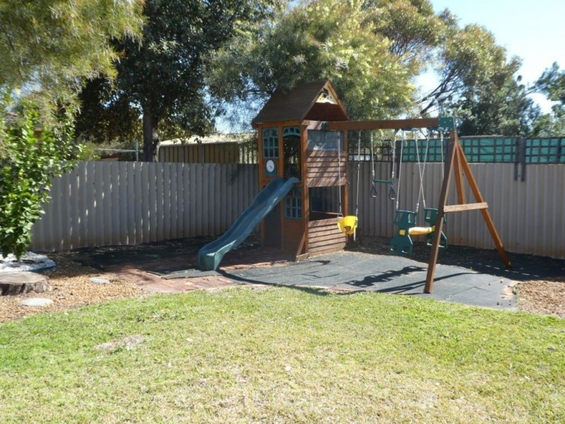 10 Flanagan Parade, Hannans WA 6430