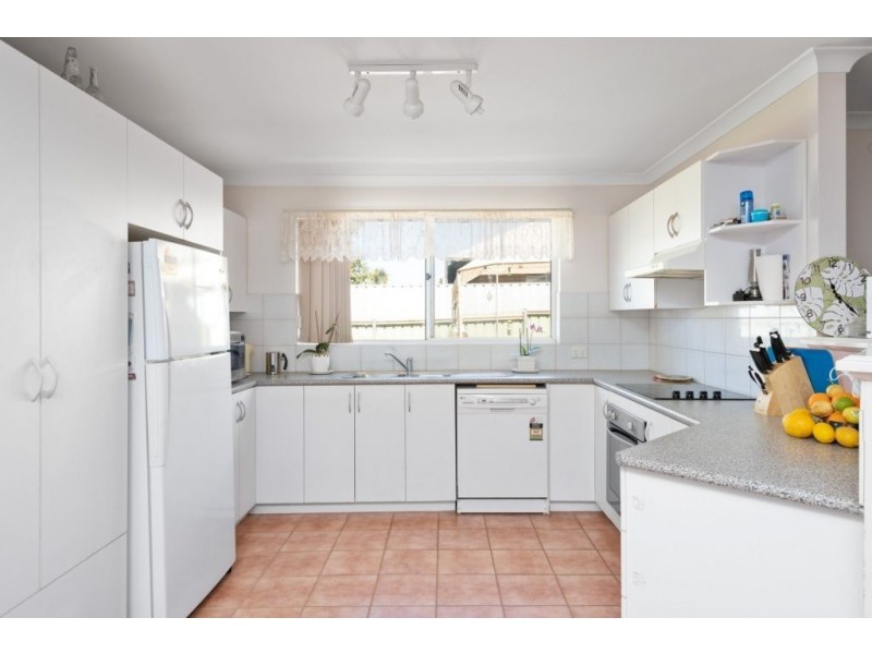 6B Carlyle Court, Boulder WA 6432