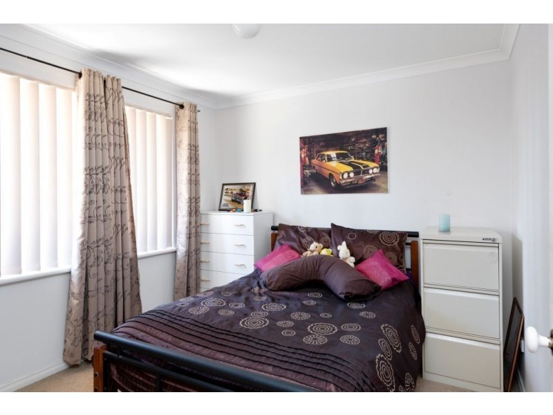 6B Carlyle Court, Boulder WA 6432