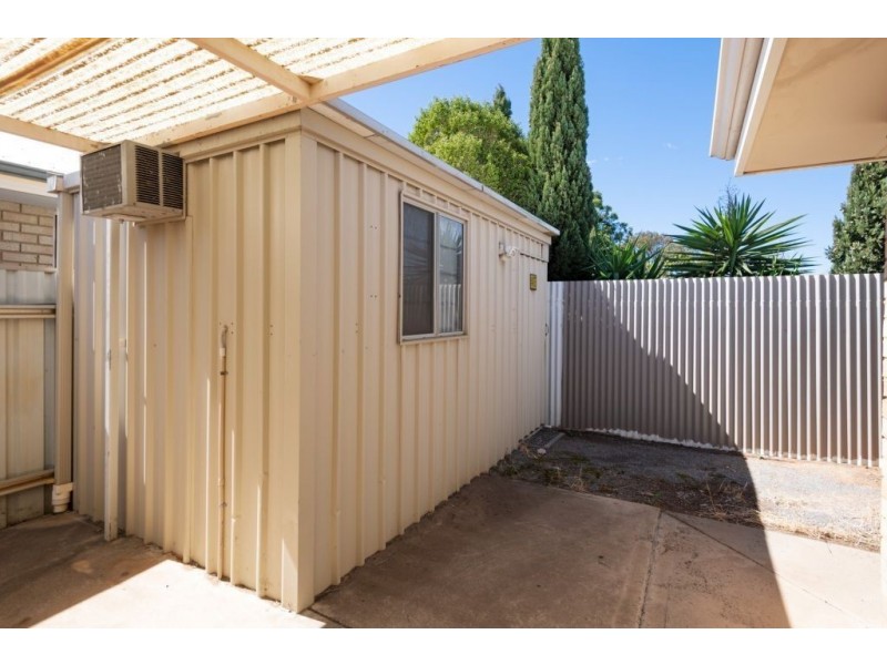 6B Carlyle Court, Boulder WA 6432