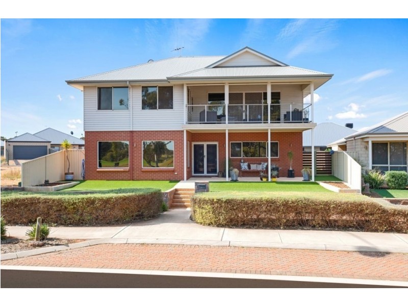 118 Aslett Drive, Karlkurla WA 6430