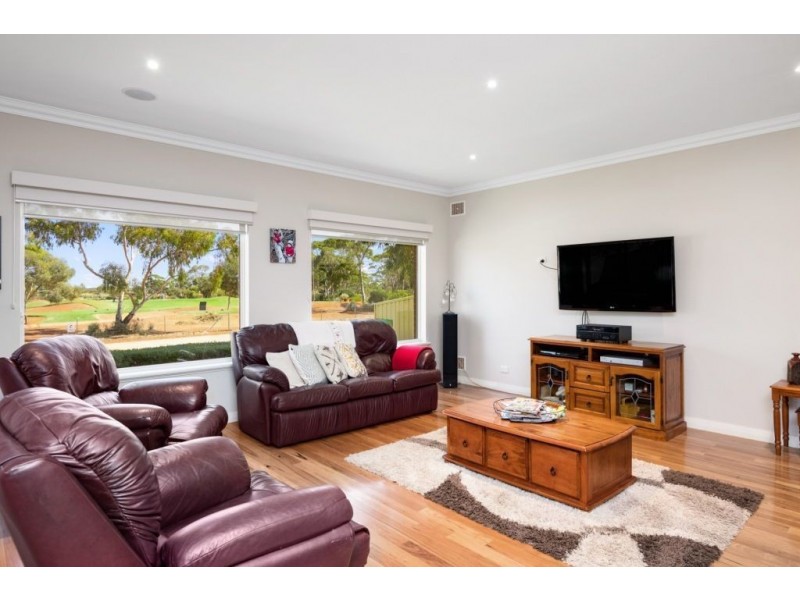 118 Aslett Drive, Karlkurla WA 6430