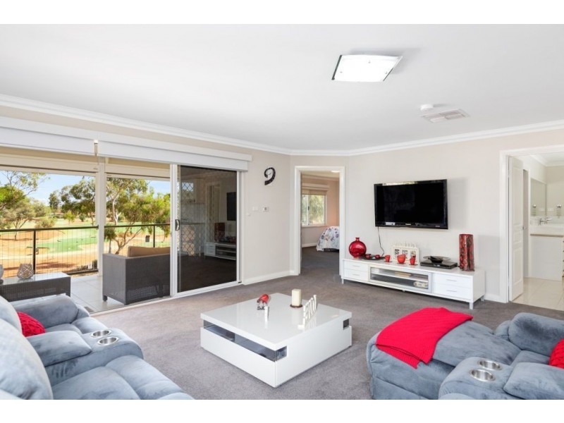 118 Aslett Drive, Karlkurla WA 6430