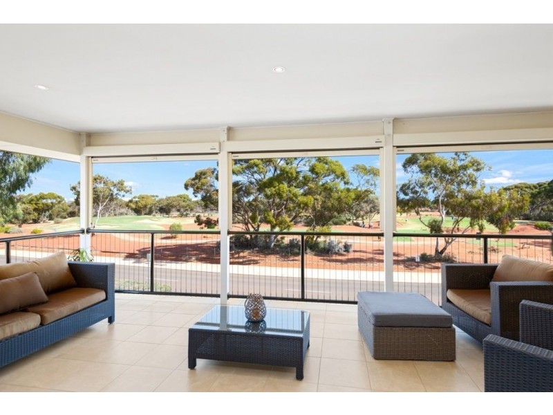 118 Aslett Drive, Karlkurla WA 6430