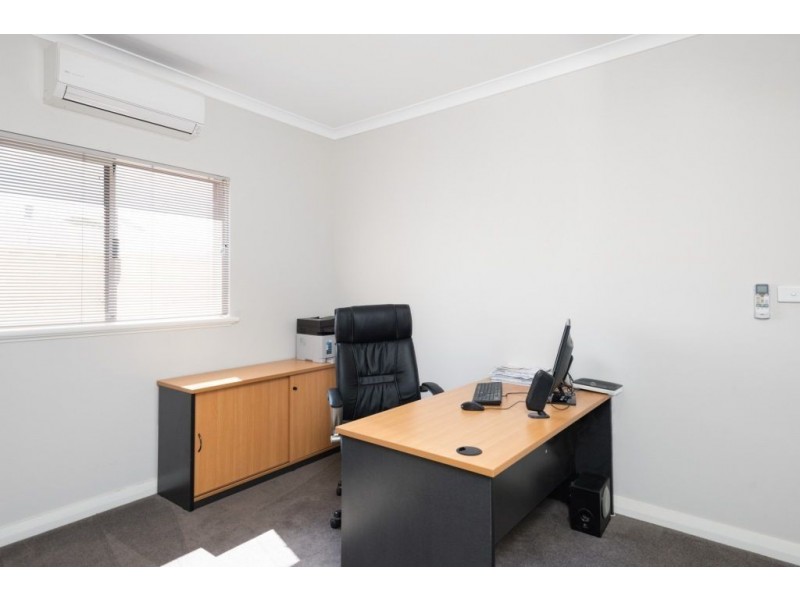 118 Aslett Drive, Karlkurla WA 6430