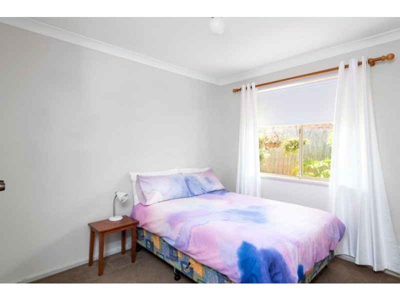 2 Jugan Place, Hannans WA 6430