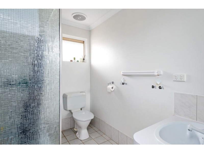 27 Davyhurst Drive, Hannans WA 6430