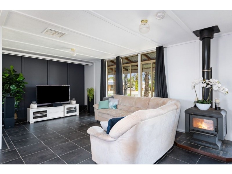 14 Holroyd Way, Boulder WA 6432