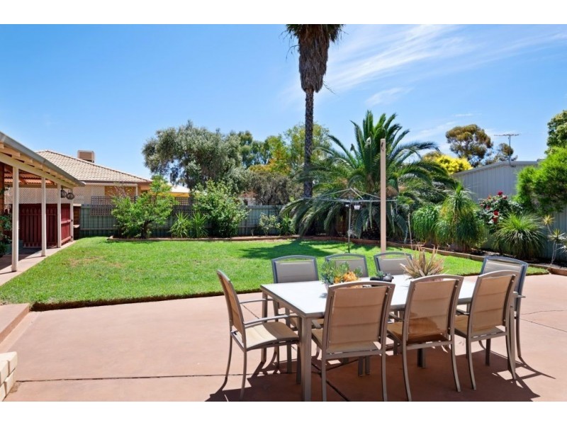 14 Holroyd Way, Boulder WA 6432