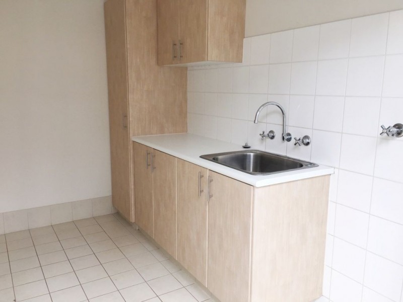 8b Bracklemann Drive, Boulder WA 6432