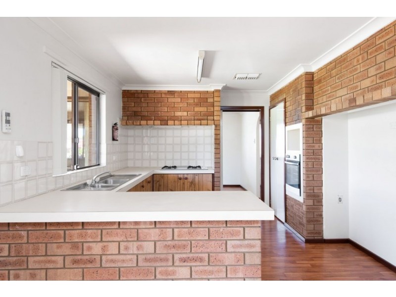 12 Kirwan Court, Hannans WA 6430