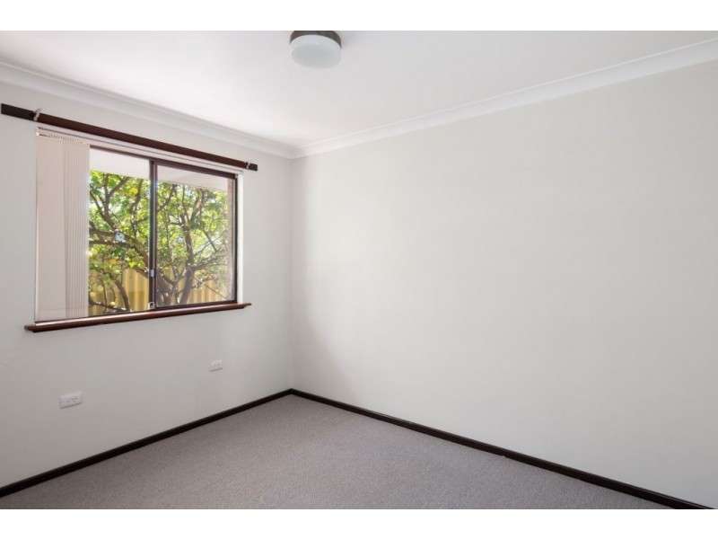 12 Kirwan Court, Hannans WA 6430