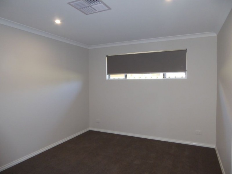 333A Collins Street, West Lamington WA 6430