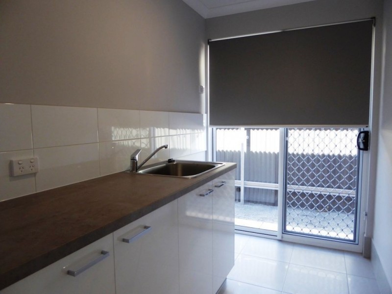 333B Collins Street, West Lamington WA 6430