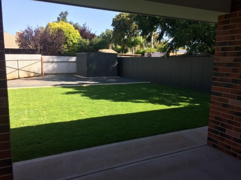 333B Collins Street, West Lamington WA 6430