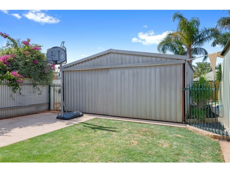 11 Rainsford Loop, Boulder WA 6432